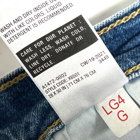 Levi’s x Deepika Padukone Ribcage High Rise Boyfriend Jeans 28/6 Light Blue Wash - Picture 16 of 17